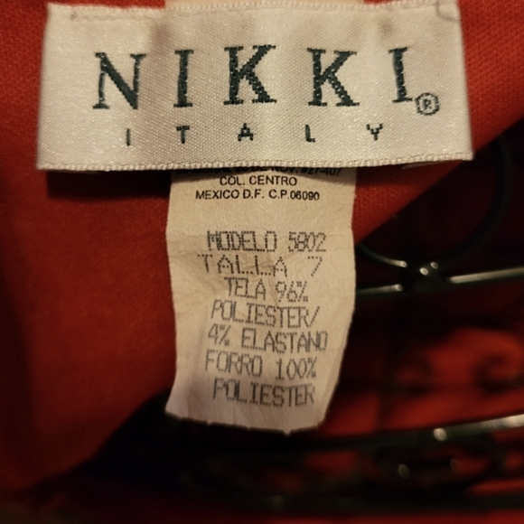 Nikki Italy Backless Formal Dress - Picture 7 of 8
